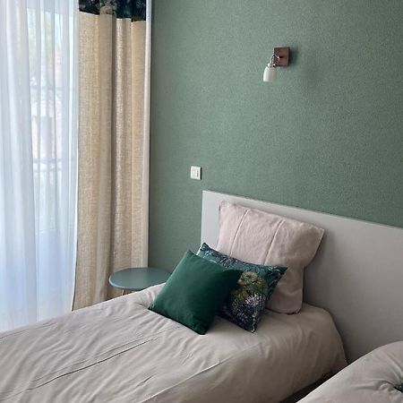La Rose Des Vents Bed & Breakfast Saint-Symphorien-de-Marmagne Exterior foto